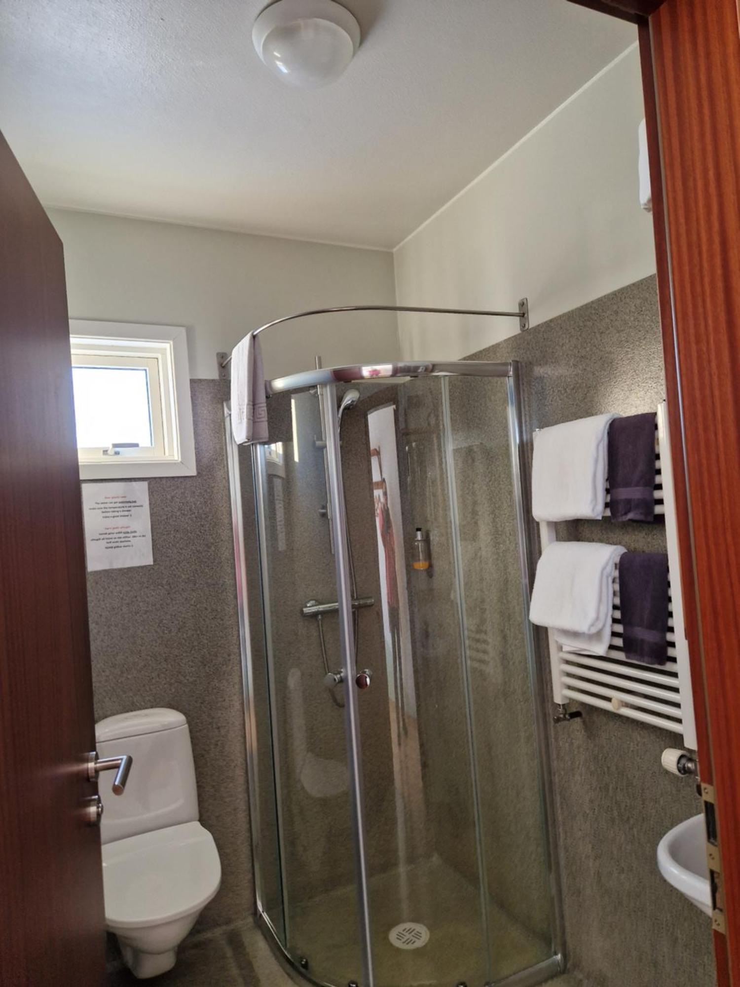 Gauksmyri Guesthouse Lodge Хвамстанги Екстериор снимка